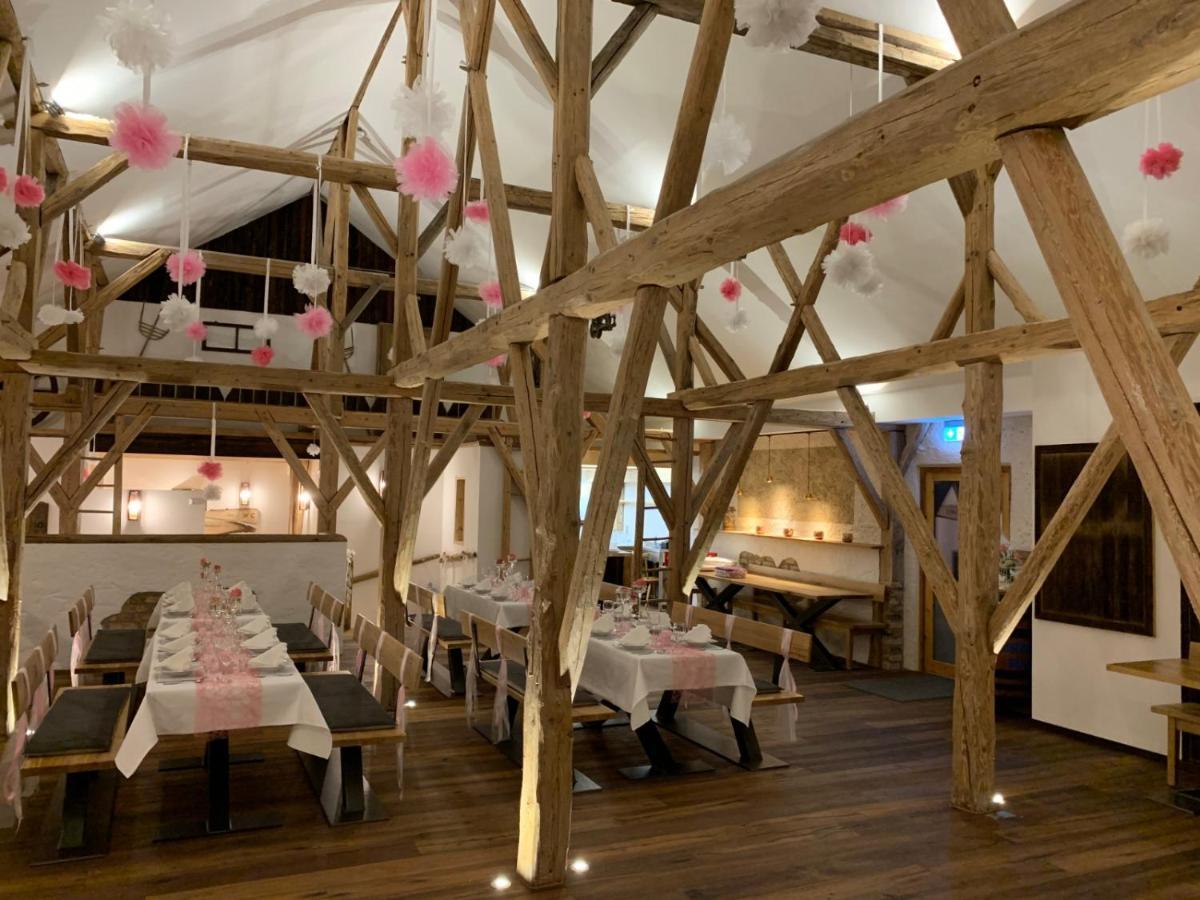 Landgasthaus Zur Linde Pleiskirchen 외부 사진